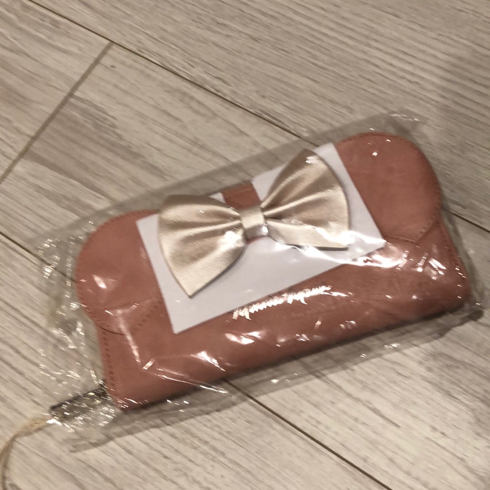 Brand new dusty pink Minnie wallet